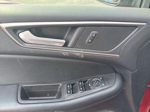 Rapid Red Metallic Tinted Clearcoat 2021 Ford Edge SEL