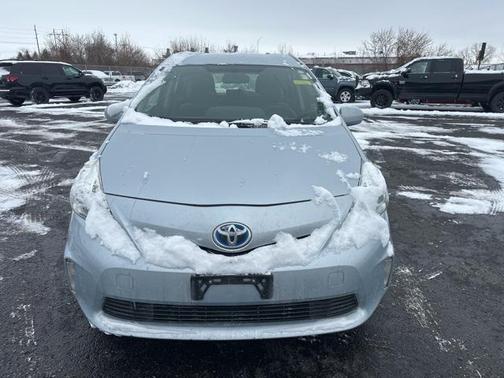 2014 Toyota Prius v Two