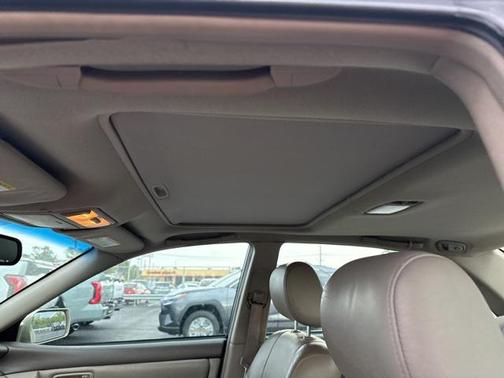 2002 Toyota Avalon XLS