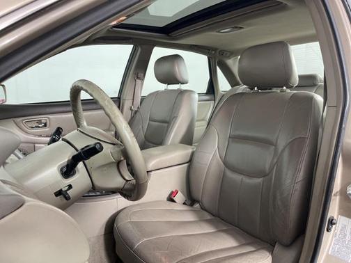 2002 Toyota Avalon XLS