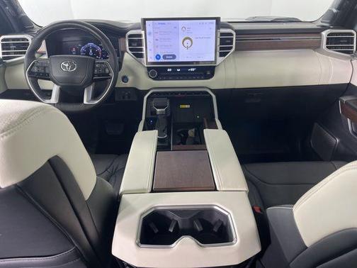 2024 Toyota Tundra Hybrid Capstone