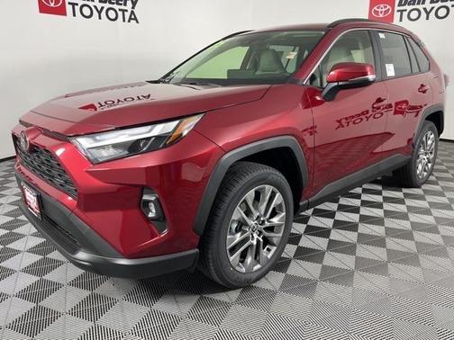 2025 Toyota RAV4 XLE Premium