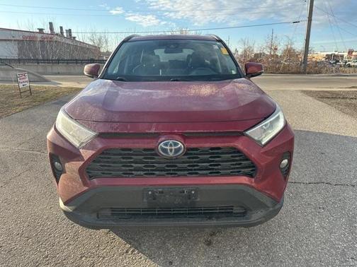 2020 Toyota RAV4 Hybrid XLE