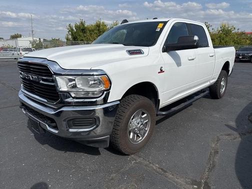 2021 RAM 2500 Big Horn Crew Cab 4x4 6'4' Box