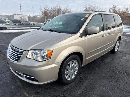 2015 Chrysler Town & Country Touring