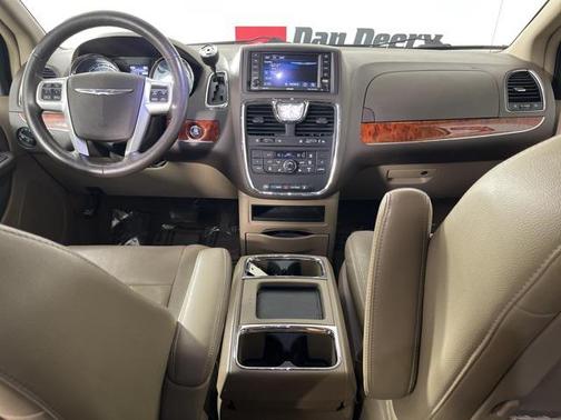 2015 Chrysler Town & Country Touring