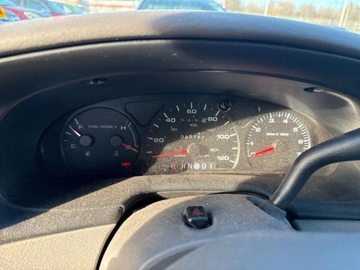 2000 Ford Taurus SE