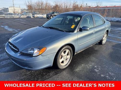 2000 Ford Taurus SE