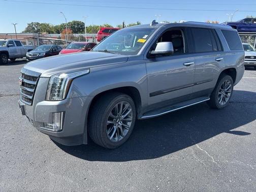 2019 Cadillac Escalade Luxury