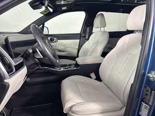 2025 Kia Sorento Plug-In Hybrid SX Prestige