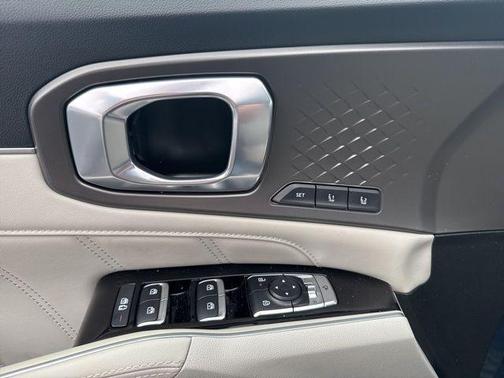 2025 Kia Sorento Plug-In Hybrid SX Prestige