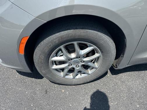 2022 Chrysler Pacifica Touring