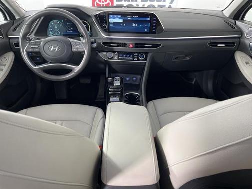 2021 Hyundai SONATA Limited 2.0T