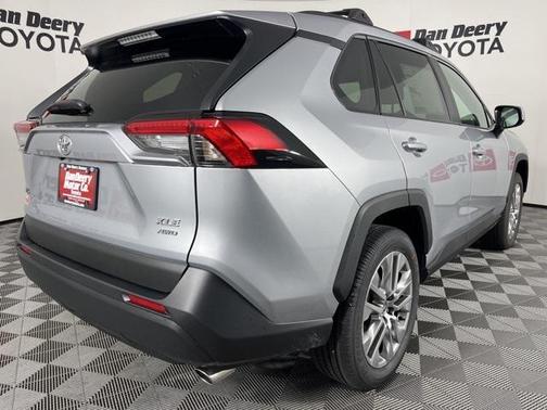 2025 Toyota RAV4 XLE Premium