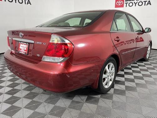 2005 Toyota Camry XLE V6