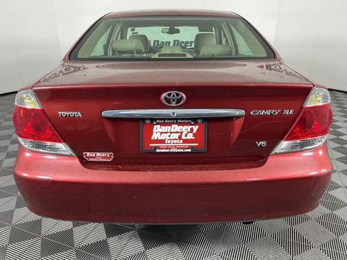 2005 Toyota Camry XLE V6