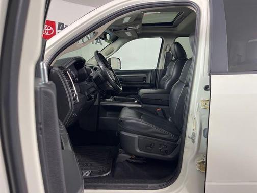 Pearl White 2018 RAM 2500 Laramie Crew Cab 4x4 6'4' Box