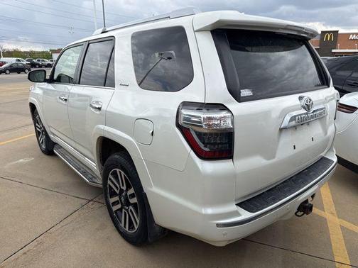 Blizzard Pearl 2017 Toyota 4Runner Limited
