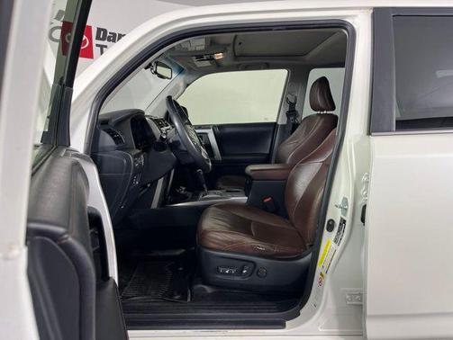Blizzard Pearl 2017 Toyota 4Runner Limited