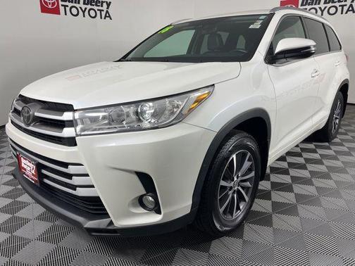 Blizzard Pearl 2018 Toyota Highlander XLE