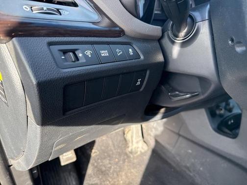 2018 Hyundai SANTA FE SE