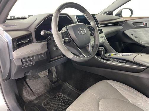 Celestial Silver Metallic 2022 Toyota Avalon Hybrid Limited