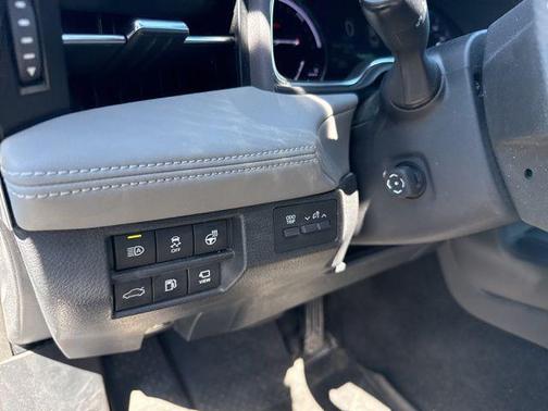 Celestial Silver Metallic 2022 Toyota Avalon Hybrid Limited