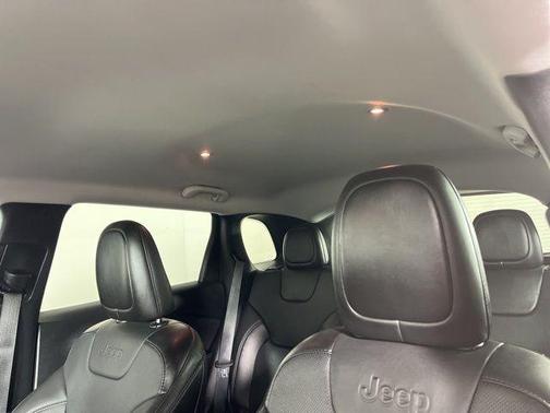 Velvet Red Pearlcoat 2021 Jeep Cherokee Latitude Lux