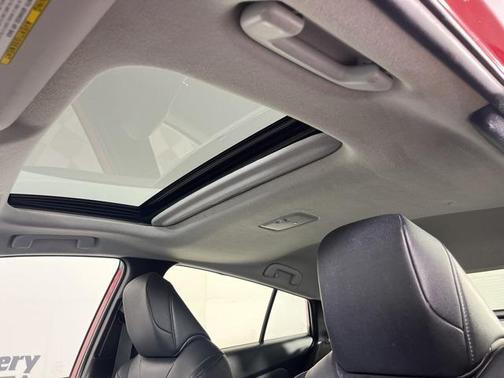 2019 Toyota Prius XLE