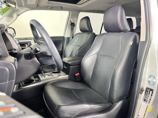 Classic Silver Metallic 2018 Toyota 4Runner Limited