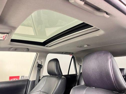Classic Silver Metallic 2018 Toyota 4Runner Limited