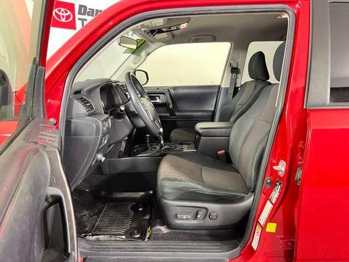 Barcelona Red Metallic 2018 Toyota 4Runner TRD Off Road