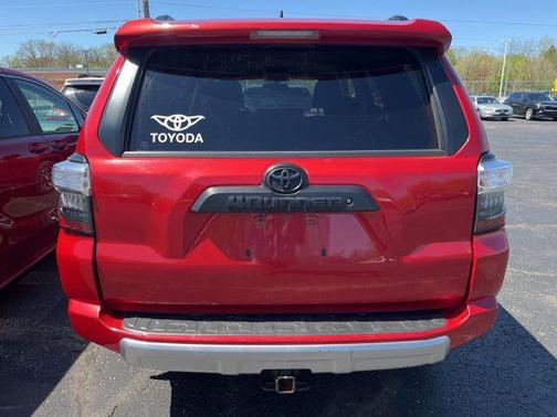 Barcelona Red Metallic 2018 Toyota 4Runner TRD Off Road