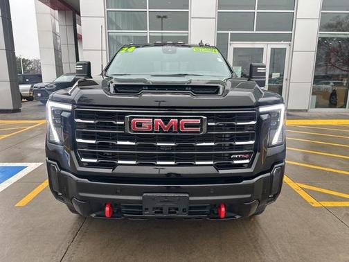 2024 GMC Sierra 2500 AT4