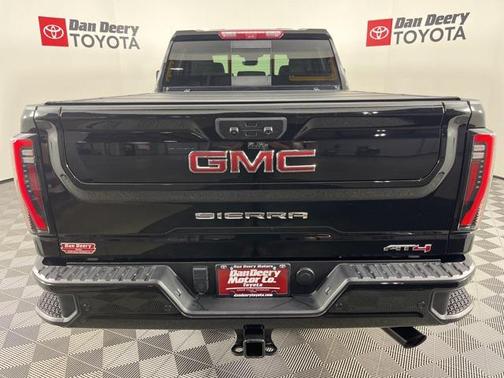 2024 GMC Sierra 2500 AT4