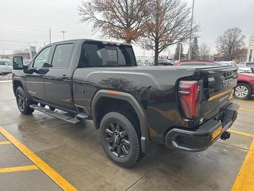 2024 GMC Sierra 2500 AT4