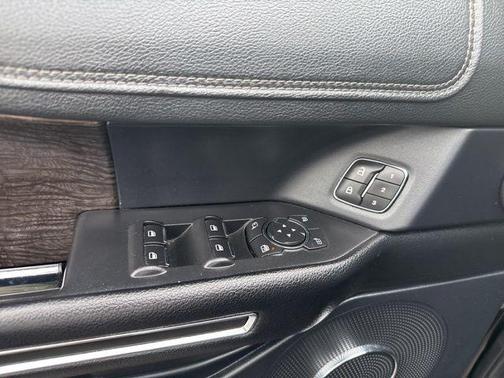 Agate Black 2020 Ford Expedition Limited