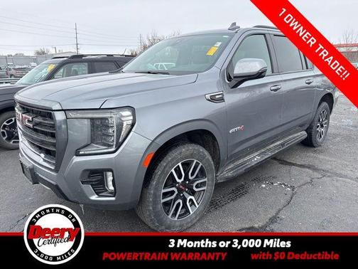 2022 GMC Yukon XL 4WD AT4