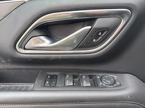 2022 GMC Yukon XL 4WD AT4