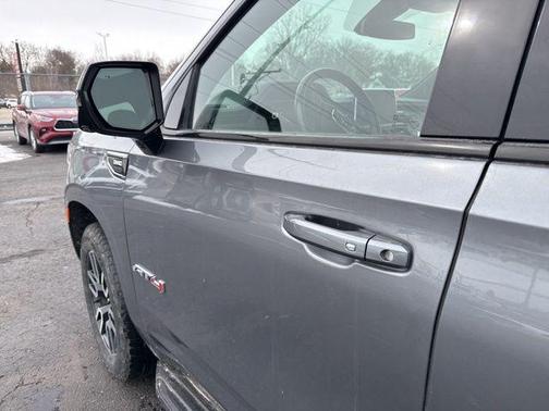 2022 GMC Yukon XL 4WD AT4