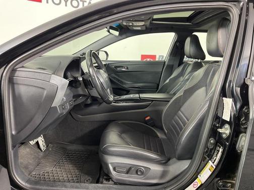 2019 Toyota Avalon XSE