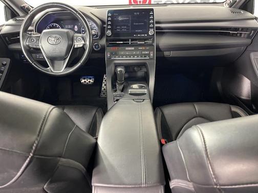 2019 Toyota Avalon XSE