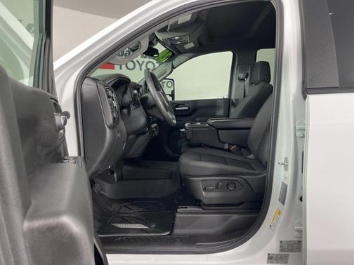 2024 Chevrolet Silverado 2500 Custom