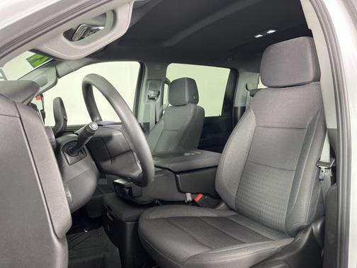 2024 Chevrolet Silverado 2500 Custom