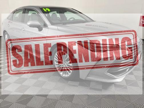 2019 Toyota Avalon Hybrid Limited