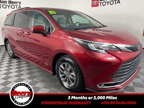2021 Toyota Sienna XLE 8 Passenger
