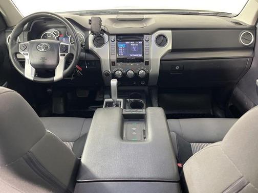 2015 Toyota Tundra SR5