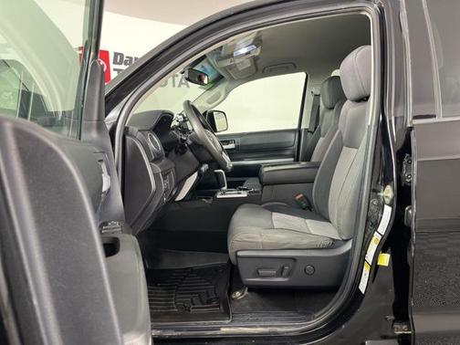 2015 Toyota Tundra SR5