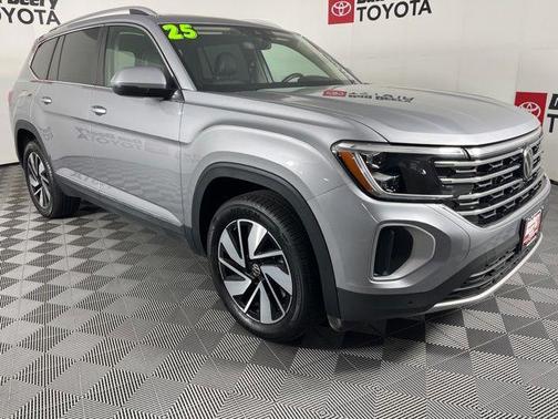 Silver Mist Metallic 2025 Volkswagen Atlas 2.0T SEL