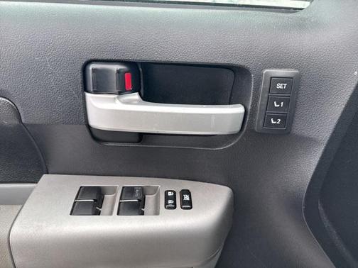 2009 Toyota Tundra Limited CrewMax